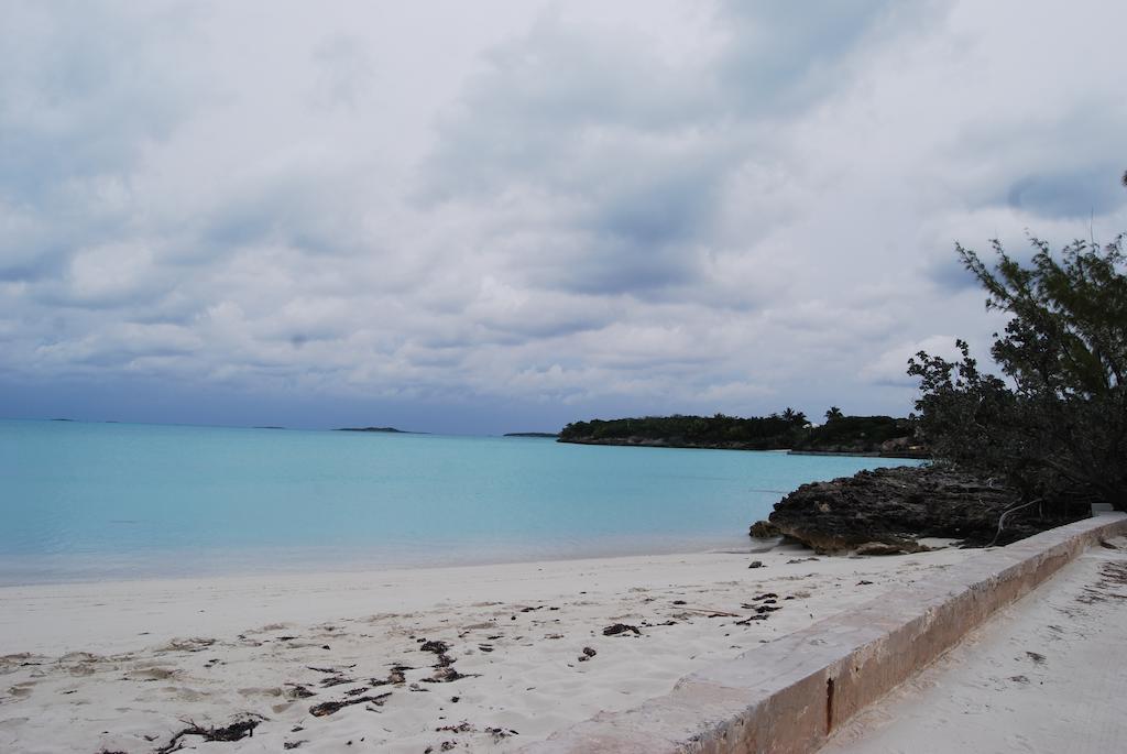 Augusta Bay Bahamas, Exuma Hotel George Town Exterior photo