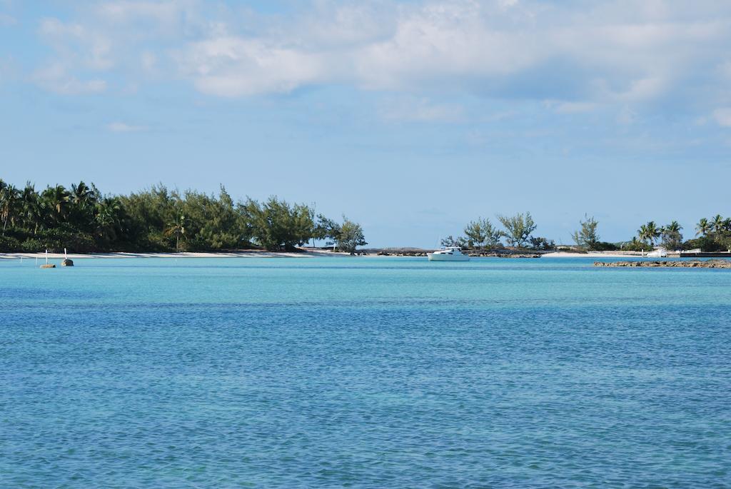 Augusta Bay Bahamas, Exuma Hotel George Town Exterior photo