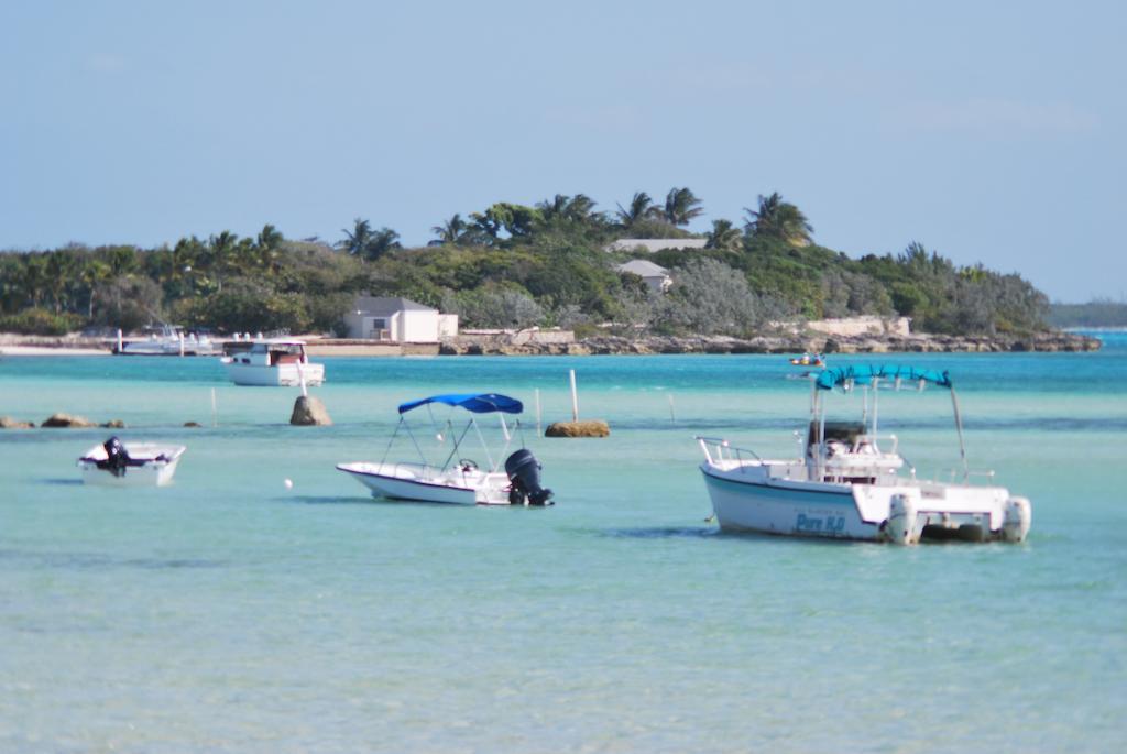 Augusta Bay Bahamas, Exuma Hotel George Town Exterior photo