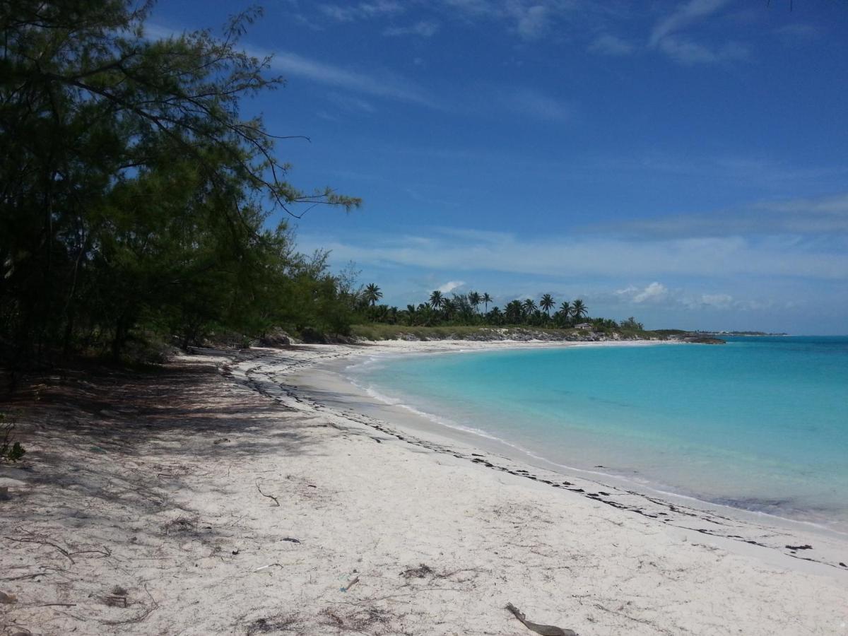 Augusta Bay Bahamas, Exuma Hotel George Town Exterior photo